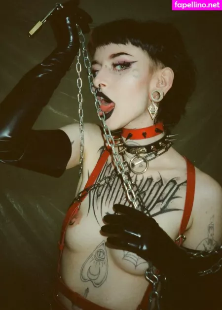 Littledemonwitch OnlyFans Thumbnail #J42dO52iO0