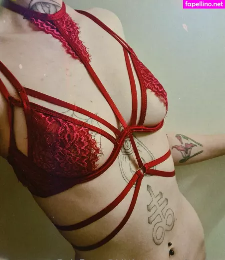 Littledemonwitch OnlyFans Thumbnail #P0k4Qo9mMv