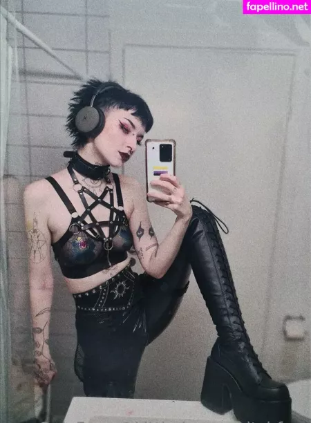 Littledemonwitchfree OnlyFans Thumbnail #xhPyu8Schv