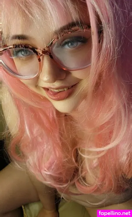 Littledevilkitten OnlyFans Thumbnail #wGNHB6v4fc