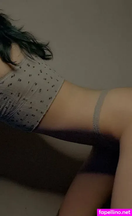Littledove 21 OnlyFans Thumbnail #0KMgSBCYlZ