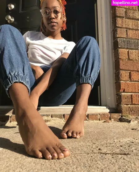 Littleebonyfeet OnlyFans Thumbnail #9jltsMBDfd