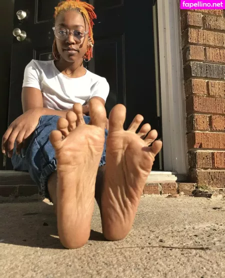 Littleebonyfeet OnlyFans Thumbnail #V1bqx6MqtF