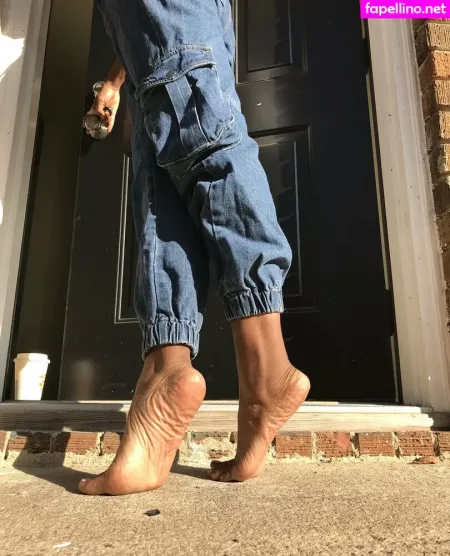 Littleebonyfeet OnlyFans Thumbnail #f0TlKRRRjC