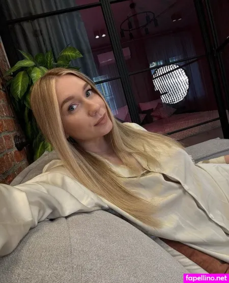 Littleellee OnlyFans Thumbnail #QXAVT1Pqmo