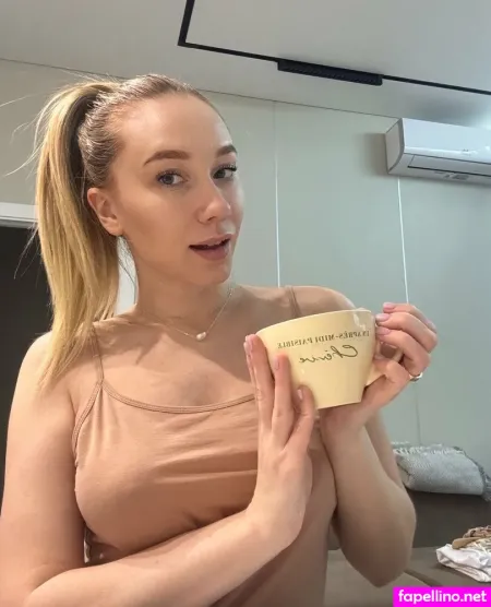 Littleellee OnlyFans Thumbnail #VEmSqrGDhb