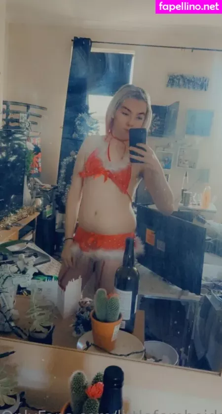 Littlefemboidanxxx OnlyFans Thumbnail #IyqZ6g08eN