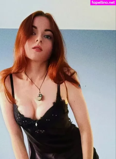 Littlegirldwarf OnlyFans Thumbnail #8LsGFxLNhJ