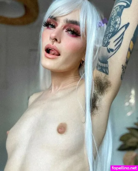 Littlehollybeth 1 OnlyFans Thumbnail #n73T0UWbA4