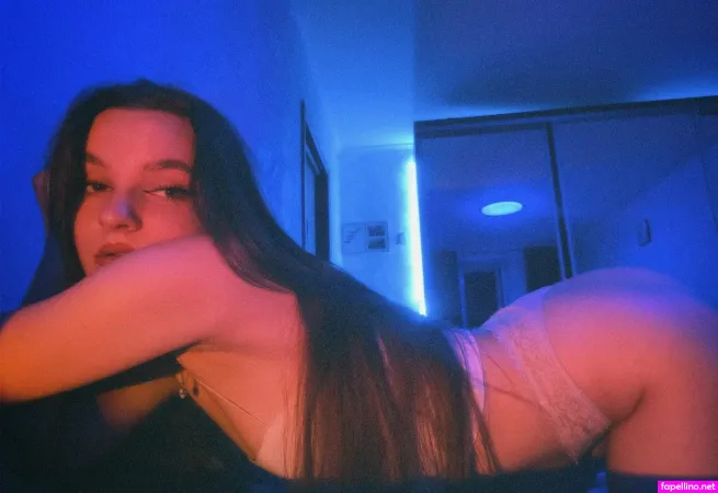 Littlehottyvi OnlyFans Thumbnail #2ImrJsr0a9