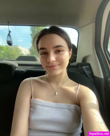 Littlehotvicky OnlyFans Thumbnail #Fd05RxVWoF