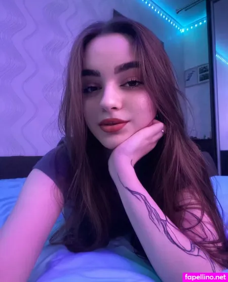 Littlehotvicky OnlyFans Thumbnail #HMIJronJ3t