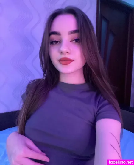 Littlehotvicky OnlyFans Thumbnail #p0W6q6GieA