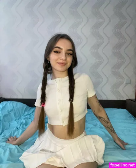 Littlehotvicky OnlyFans Thumbnail #x3w0kV6EYW