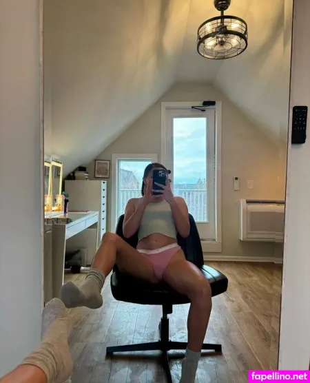 Littlejessicaxoxoo OnlyFans Thumbnail #57s0MlYVfB