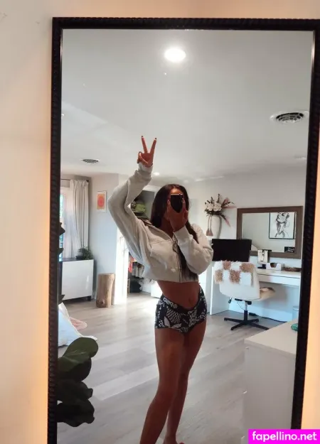 Littlejessicaxoxoo OnlyFans Thumbnail #ryd8wHXhrf