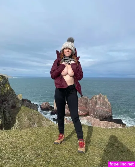 Littlekatiebeth Snildeep 1 OnlyFans Thumbnail #1qCWWjxMhF