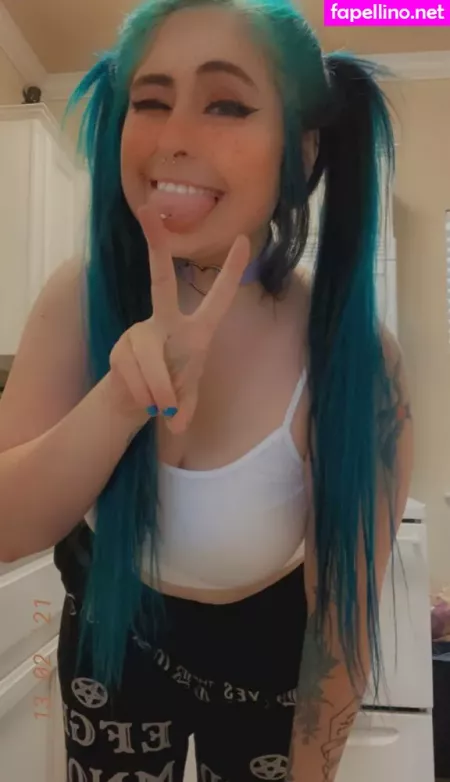 Littlekittenn OnlyFans Thumbnail #EUX8JciU5a