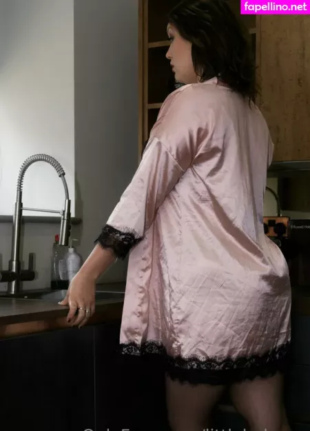 Littleladyxox OnlyFans Thumbnail #1KrGQm6Kt2