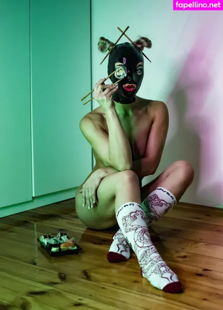 Littlelatexprincess OnlyFans Thumbnail #DVkl0HPuuu