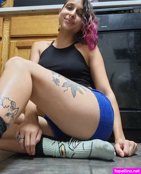 Littlelavenderlemon OnlyFans Thumbnail #l8WKzc6ymW