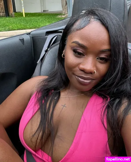 Littlelaya OnlyFans Thumbnail #BGboYvmhNC