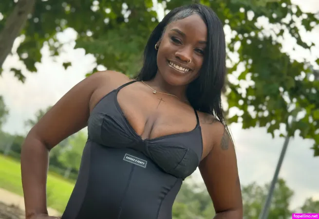 Littlelaya OnlyFans Thumbnail #cQ51NfpzQU