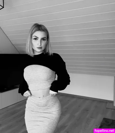 Littlelini OnlyFans Thumbnail #Wg1gFjJmLV
