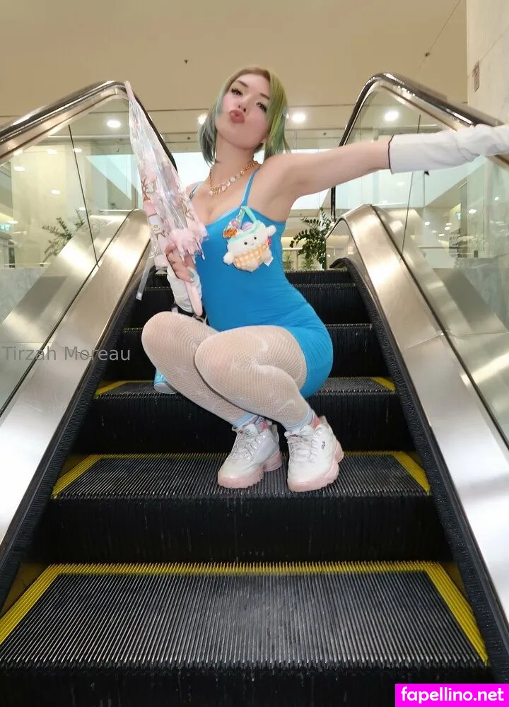 littlelilli2012, littlelolli12 Nude Leaked OnlyFans Photo #2VPvgEi114
