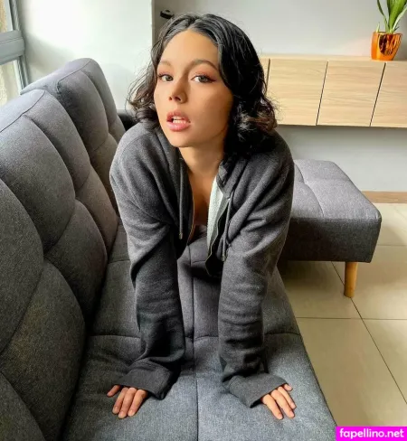 Littlelolm OnlyFans Thumbnail #Y7oVekwaFz