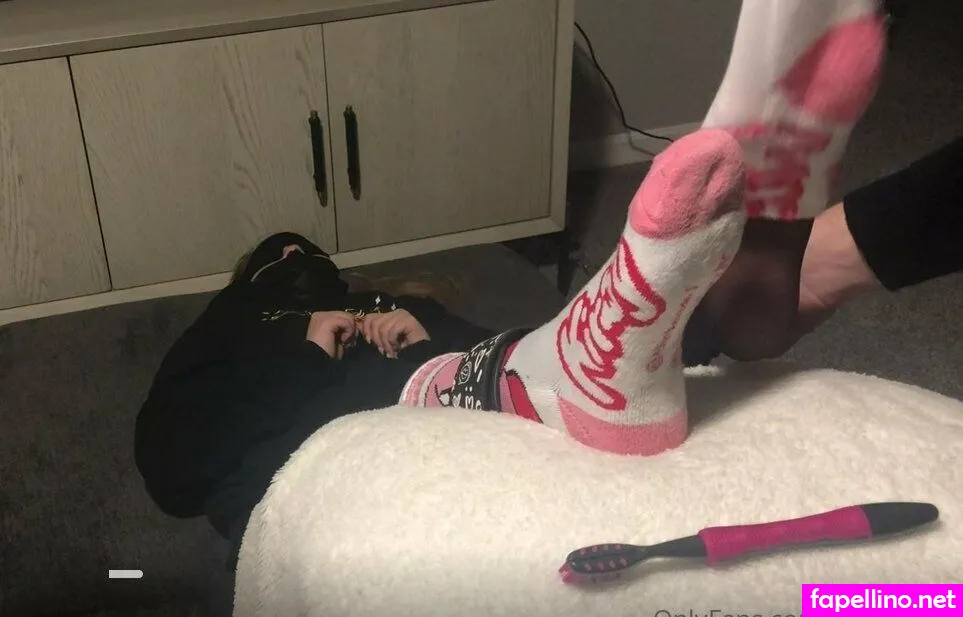 littlelittlefeet, littlelucyfeet Nude Leaked OnlyFans Photo #BDUD2VkzYc