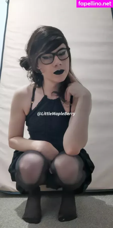 Littlemapleberry OnlyFans Thumbnail #hWX3xfaADm