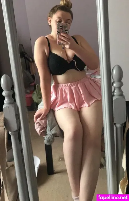 Littlemilly21 OnlyFans Thumbnail #Fq84kQX2FO