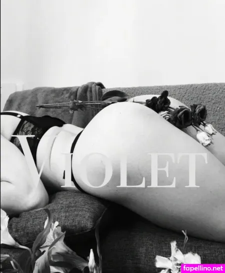 Littlemissrosee OnlyFans Thumbnail #5TTtCxhSJs