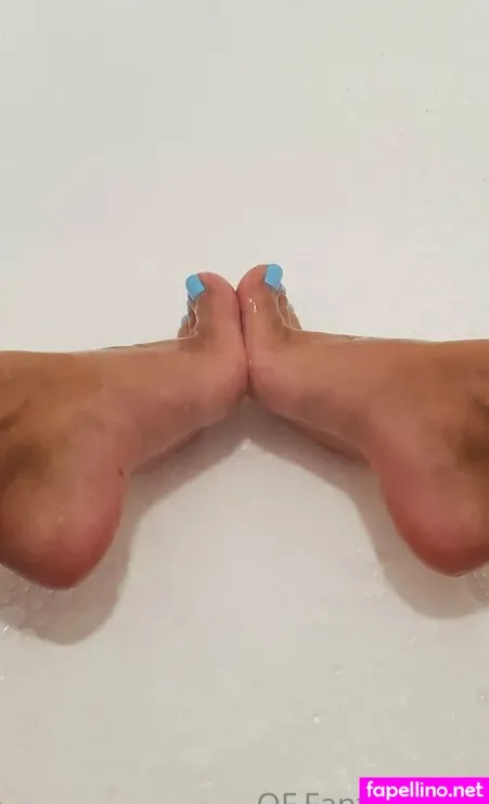 Littlemisssize5 OnlyFans Thumbnail #zMIC9ov18i