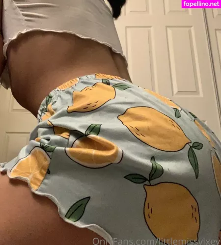 Littlemissvixey OnlyFans Thumbnail #CmGJOrHHsh
