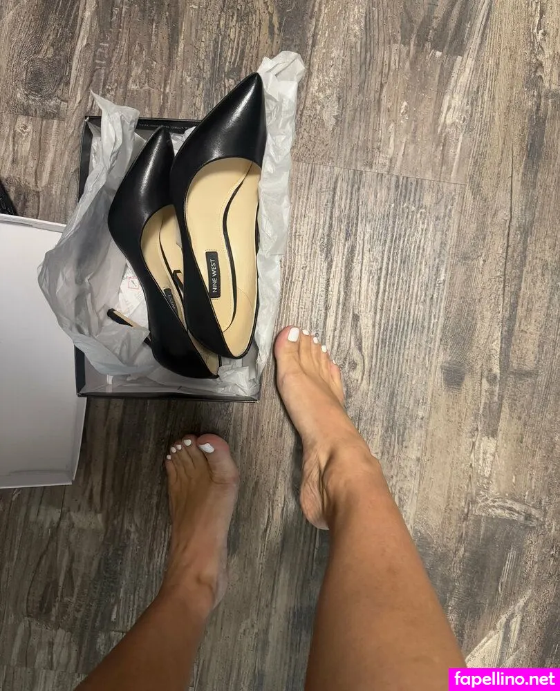 littlemrs_missy, littlemrsmissy Nude Leaked OnlyFans Photo #Q7eSpxYM3A