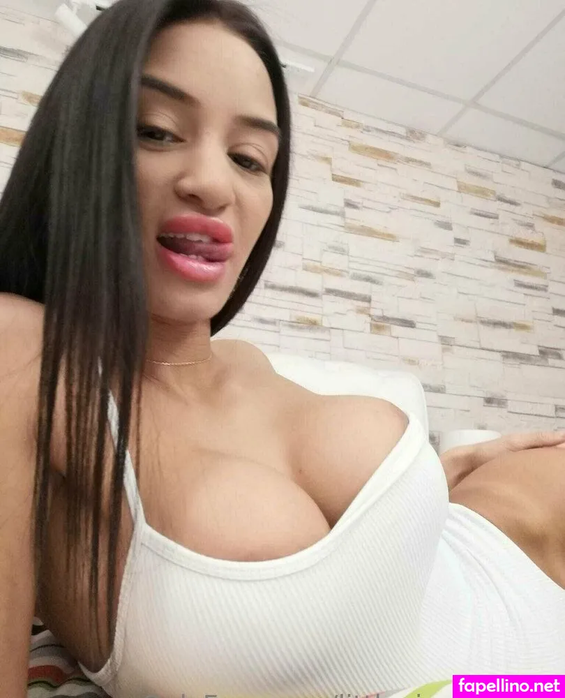 littlenicolehoney Nude Leaked OnlyFans Photo #h2OIL7eDKa