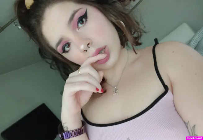 Littlepitx OnlyFans Thumbnail #w2AYw6USWX