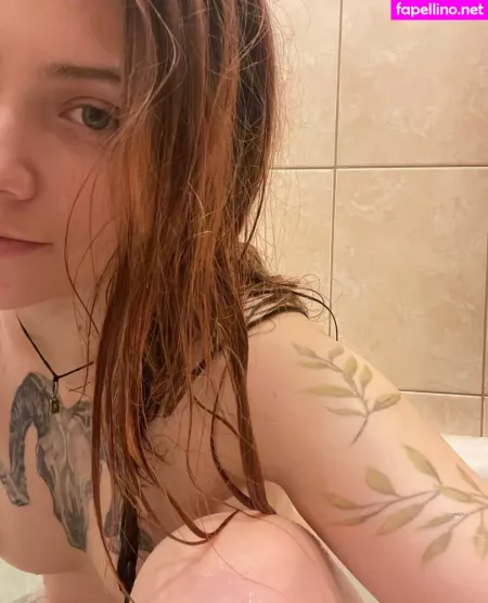 Littlepolly102 OnlyFans Thumbnail #Aid672C2WF