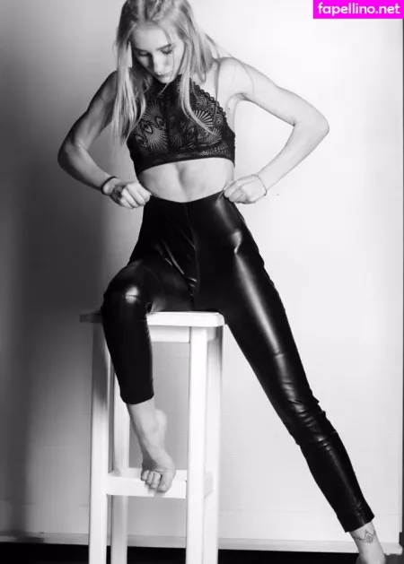 Littleponnypink OnlyFans Thumbnail #2ReFxKWOga