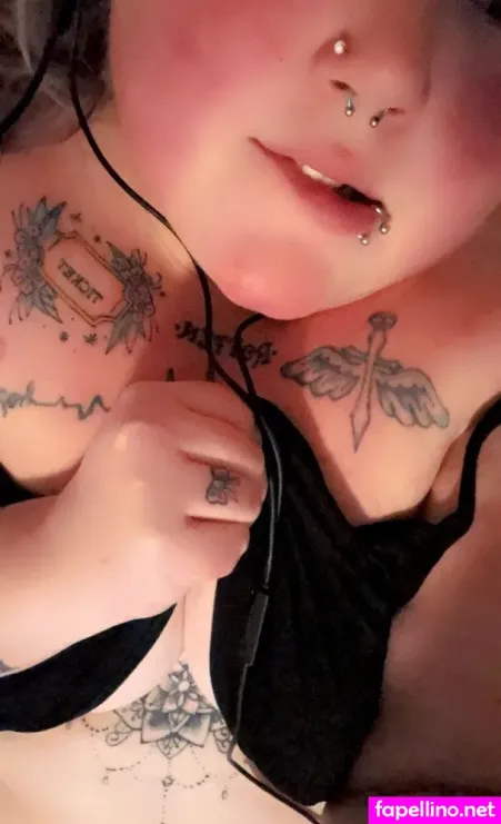 Littleprincess2020 OnlyFans Thumbnail #3LeJjAIyp0