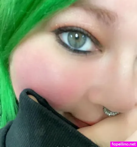 Littleprincess2020 OnlyFans Thumbnail #FZqRQi92W4