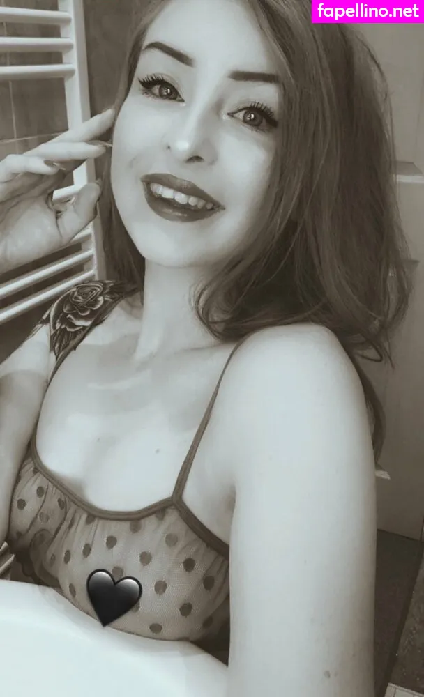 littler51965807, littlered_x Nude Leaked OnlyFans Photo #4UtQ1yixEC