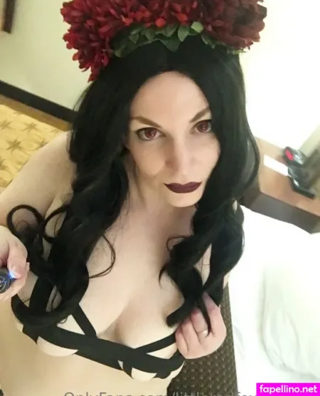 Littleredfox OnlyFans Thumbnail #3NsgWgan0i