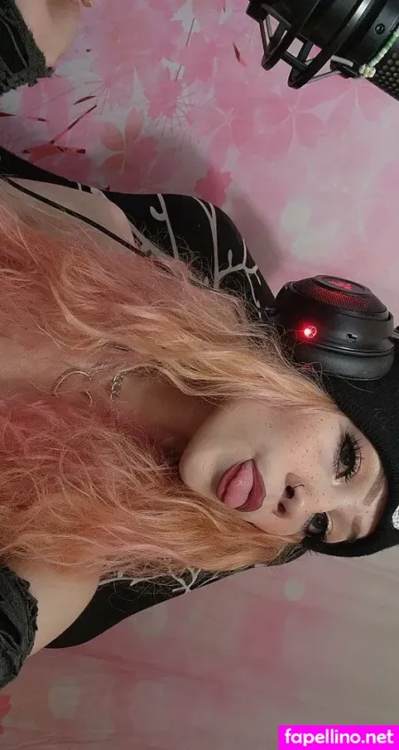 Littleredridingsakura OnlyFans Thumbnail #y3D4wyJcI4