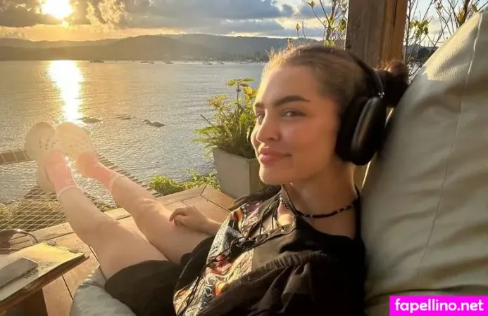 Littleroxy OnlyFans Thumbnail #LTms9Yw2p4