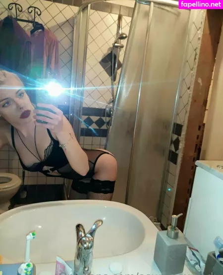 Littlesabrina OnlyFans Thumbnail #S7rEh64Pkr