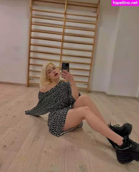 Littlesabrina OnlyFans Thumbnail #VSz0VhnShF