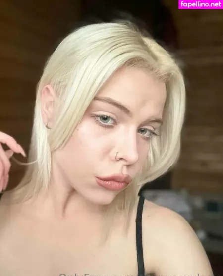 Littlesabrina OnlyFans Thumbnail #ZIAahfEo17